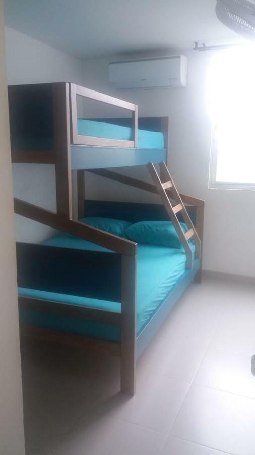 Apartamento En El Rodadero - Cerca A Arrecife Mall Santa Marta (Magdalena)